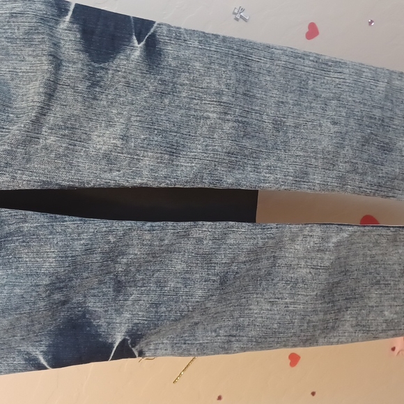 Virgin Only Jeans - Picture 8 of 10